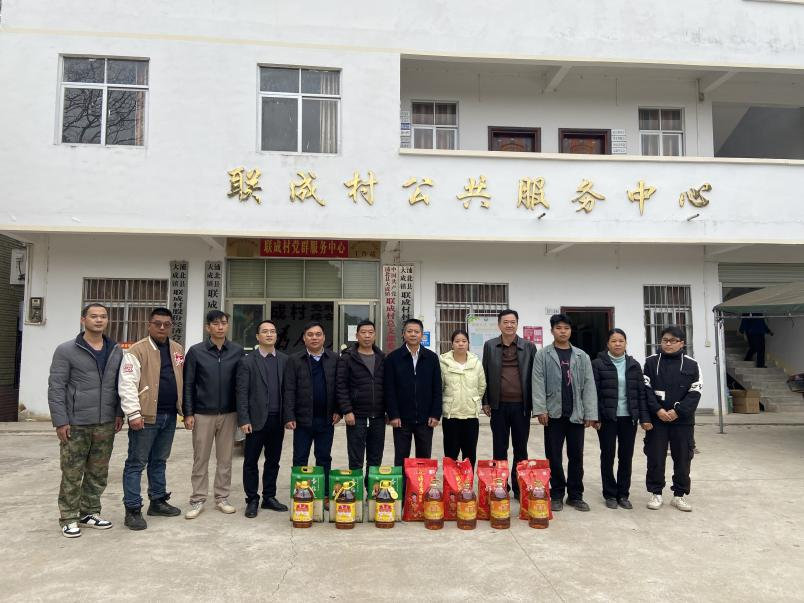 慰問(wèn)暖人心，關(guān)懷傳黨情